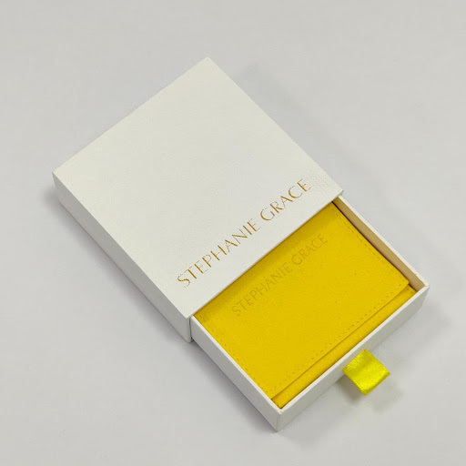 Stephanie Grace packaging